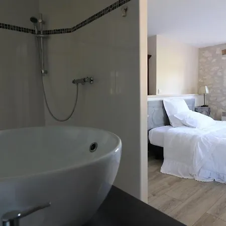 Oda ve Kahvaltı D'hotes La Quercynoise