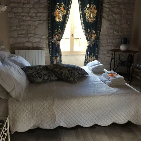 D'hotes La Quercynoise Oda ve Kahvaltı Montaigu-de-Quercy