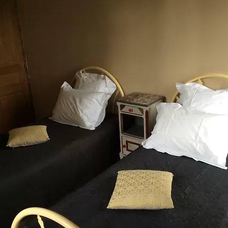 Oda ve Kahvaltı D'hotes La Quercynoise 3*