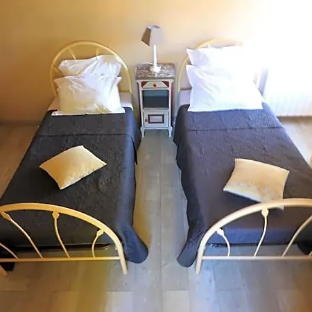 D'hotes La Quercynoise Alojamento de Acomodação e Pequeno-almoço Montaigu-de-Quercy